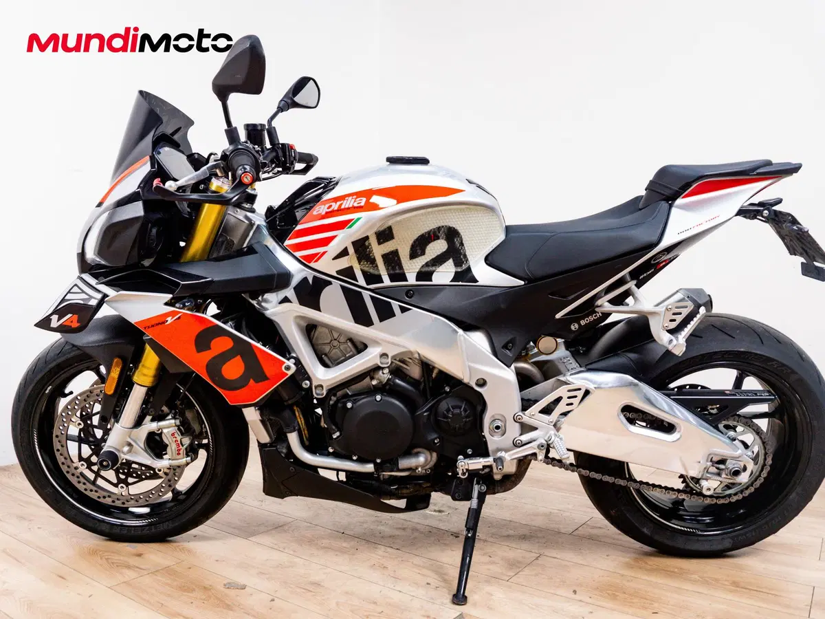 Aprilia Tuono V4 RR (2015 - 17) (6)