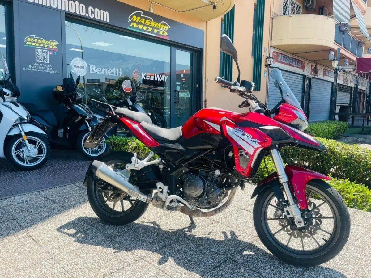 Benelli TRK 251 (2019 - 20) (4)