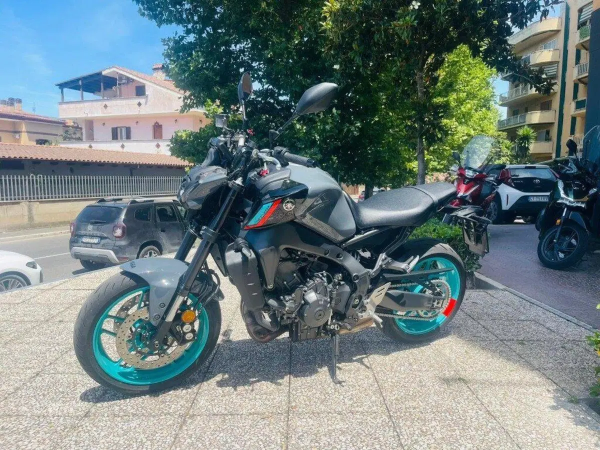Yamaha MT-09 (2021 - 23) (5)