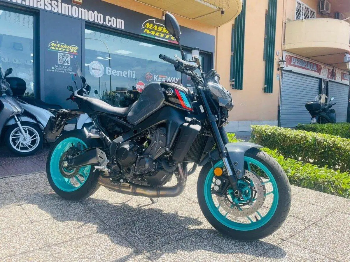 Yamaha MT-09 (2021 - 23) (9)