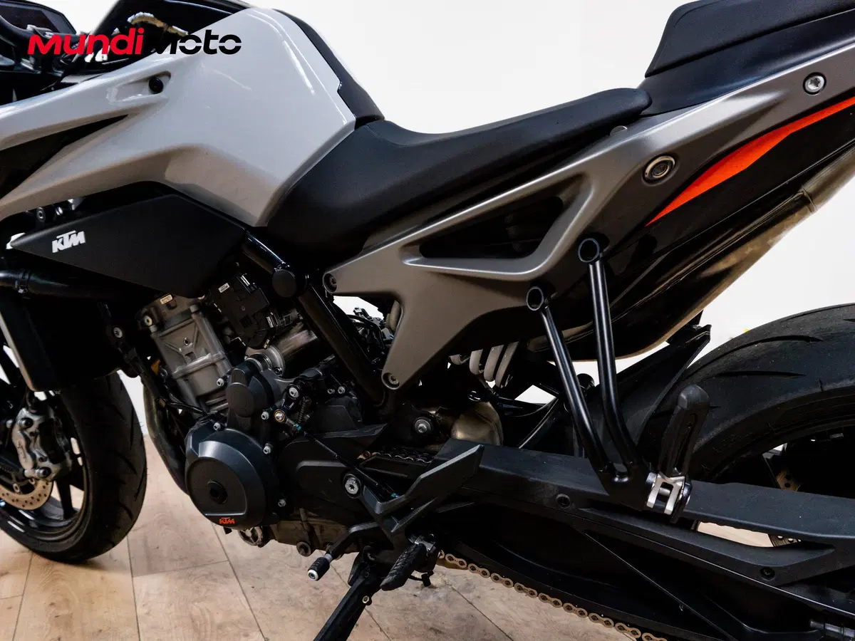 KTM 790 Duke L (2019 - 20) (10)