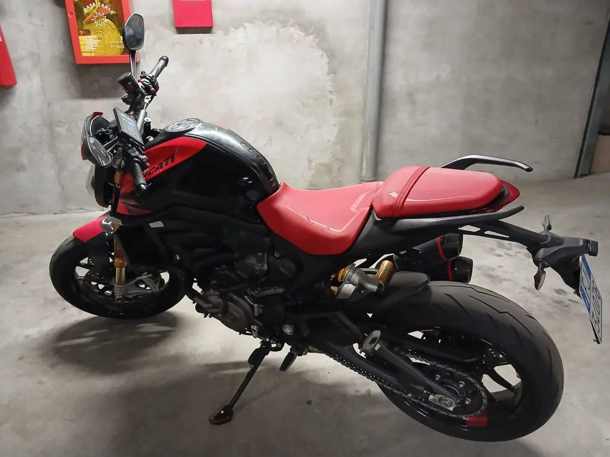 Ducati Monster 937 SP (2023 - 25)