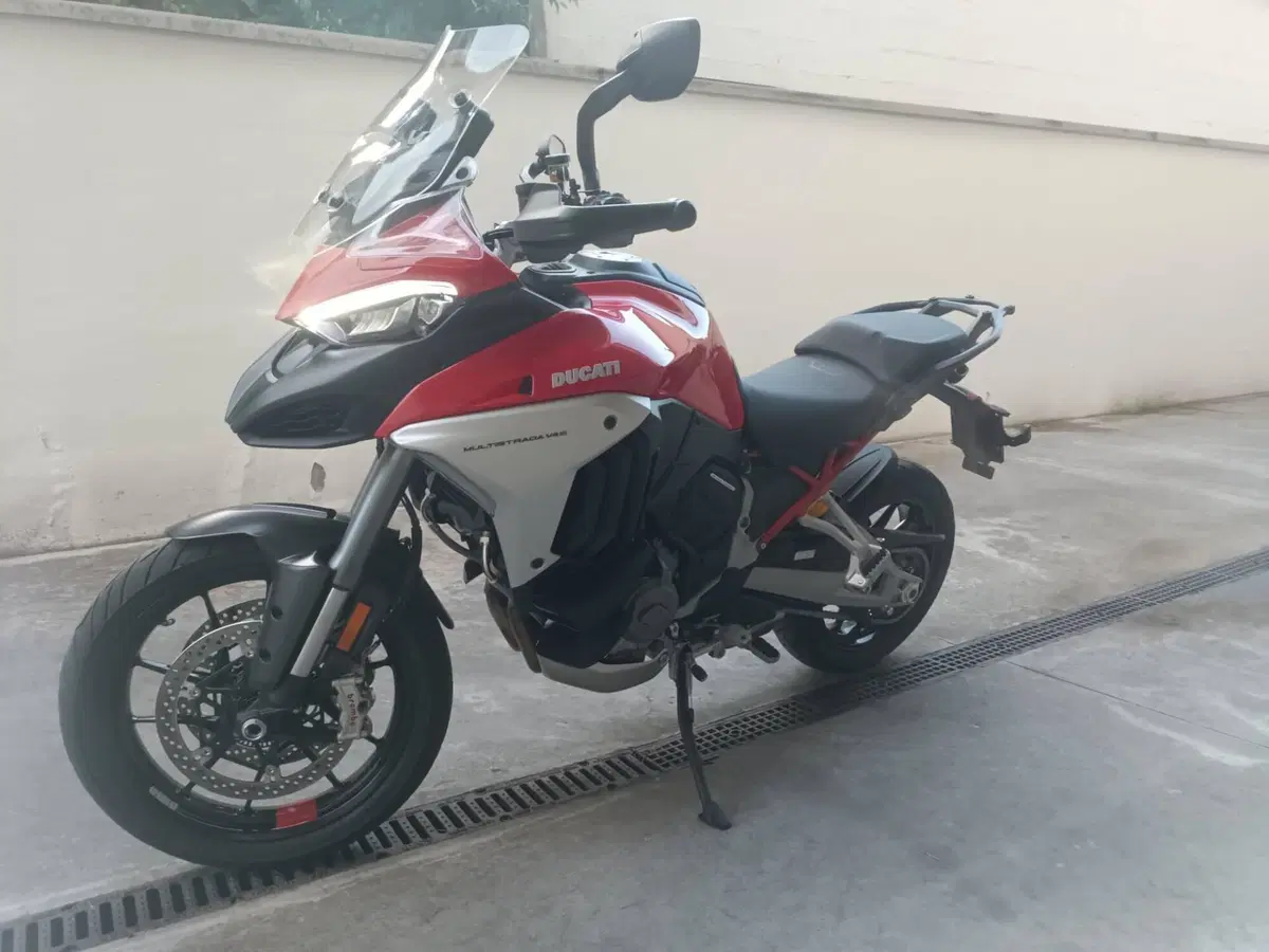 Ducati Multistrada V4 S (2021 - 24) (2)