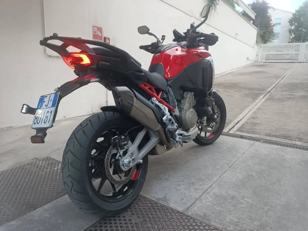 Ducati Multistrada V4 S (2021 - 24) (3)