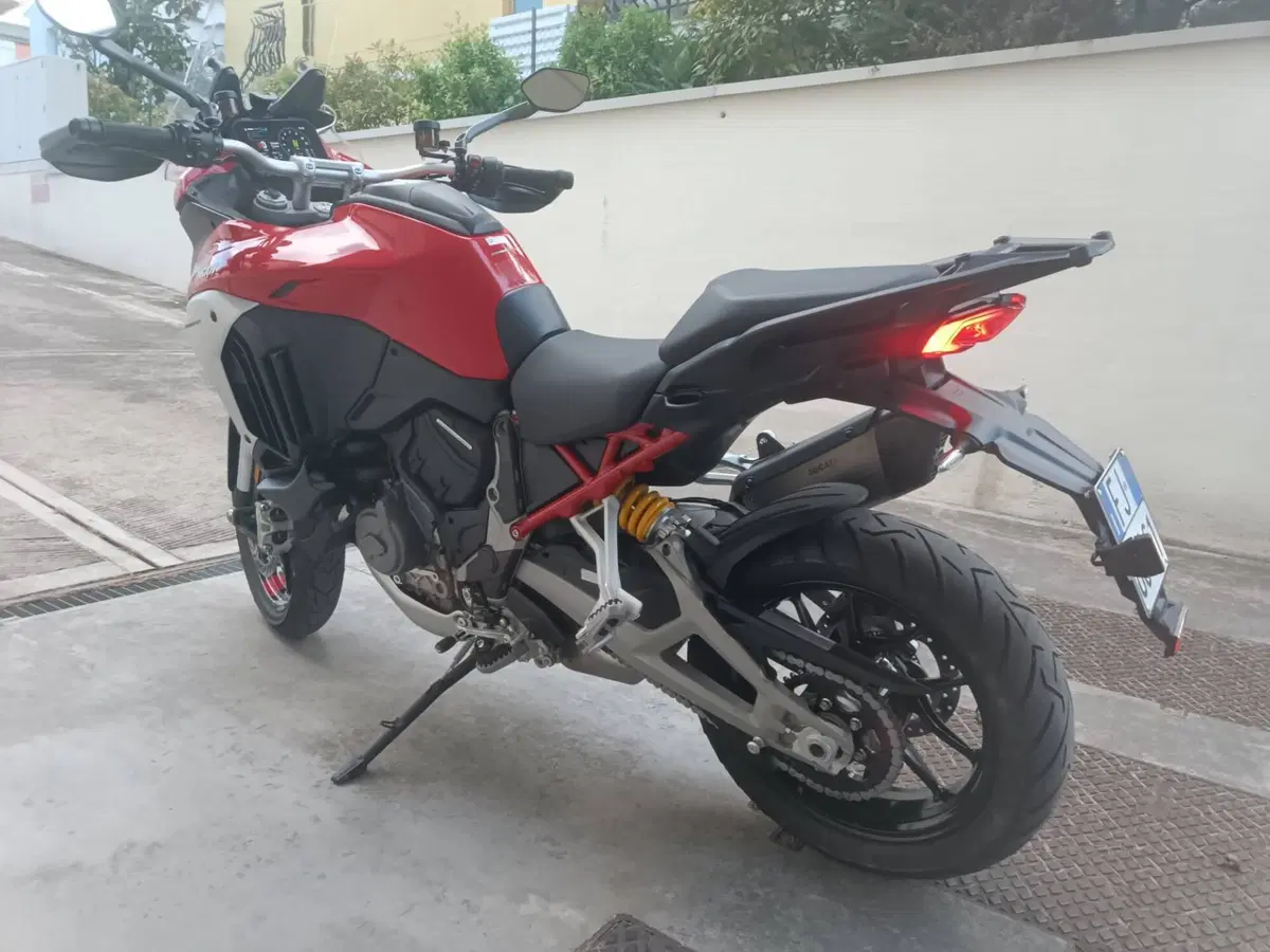 Ducati Multistrada V4 S (2021 - 24) (4)