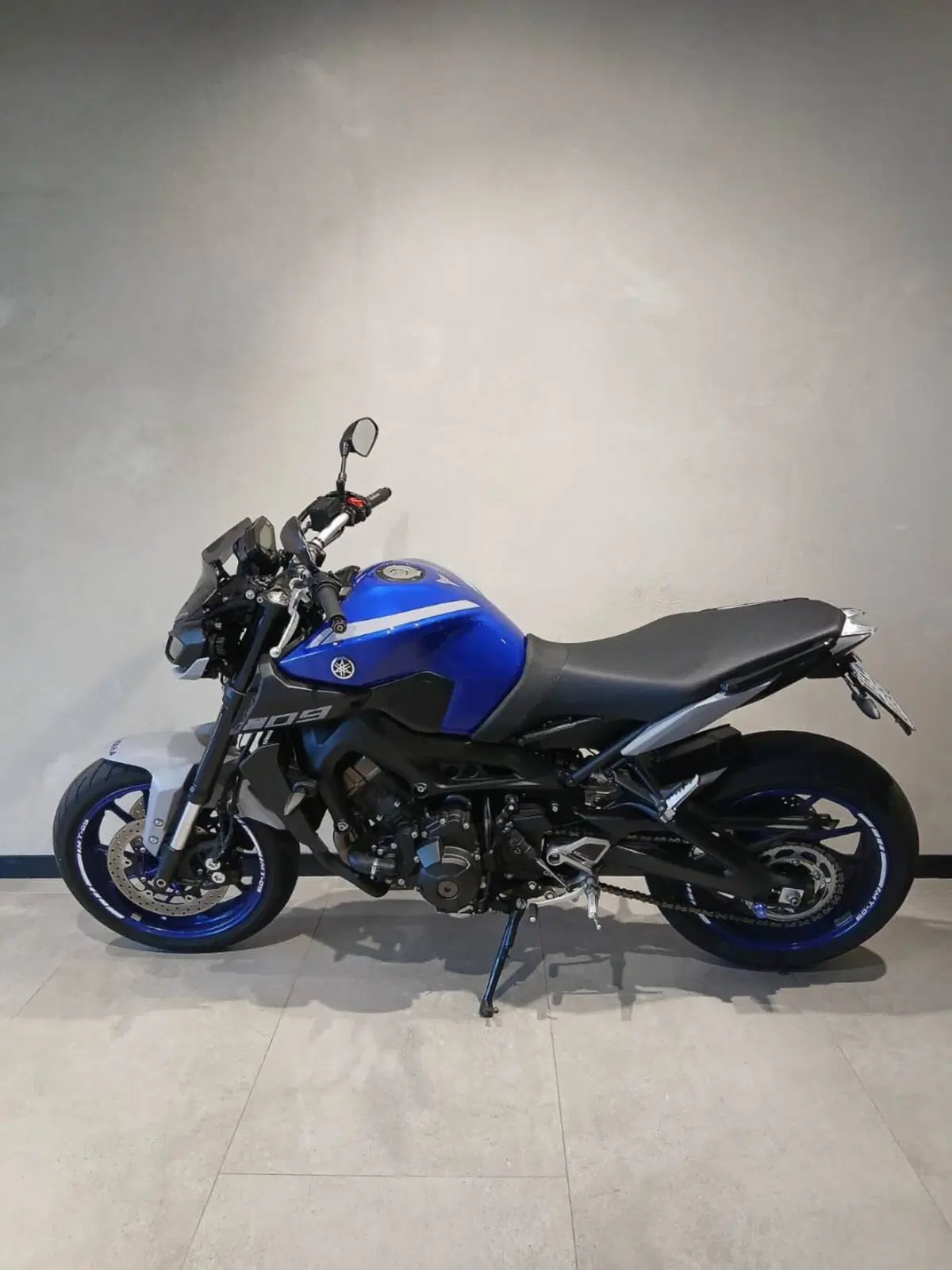 Yamaha MT-09 (2017 - 20) (5)