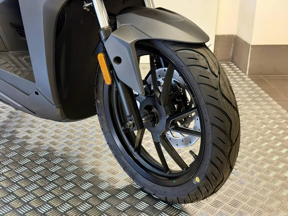 Kymco Agility 125 S (2022 - 26) (15)