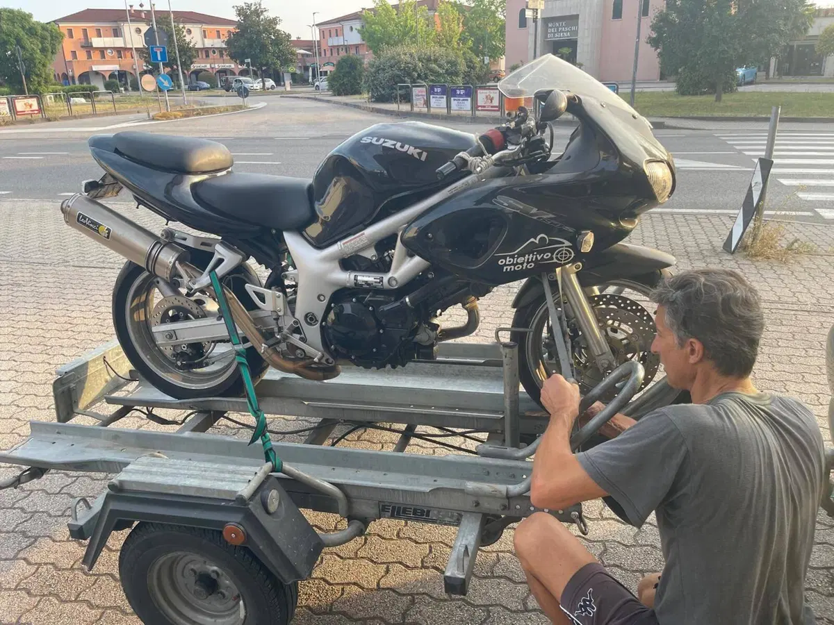 Suzuki SV 650 S (1999 - 02)