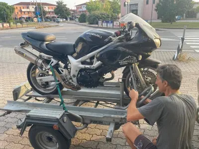 Suzuki SV 650 S (1999 - 02) usata