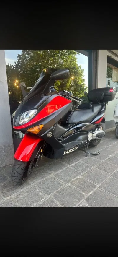 Yamaha T-Max 500 (2001 - 03) usata
