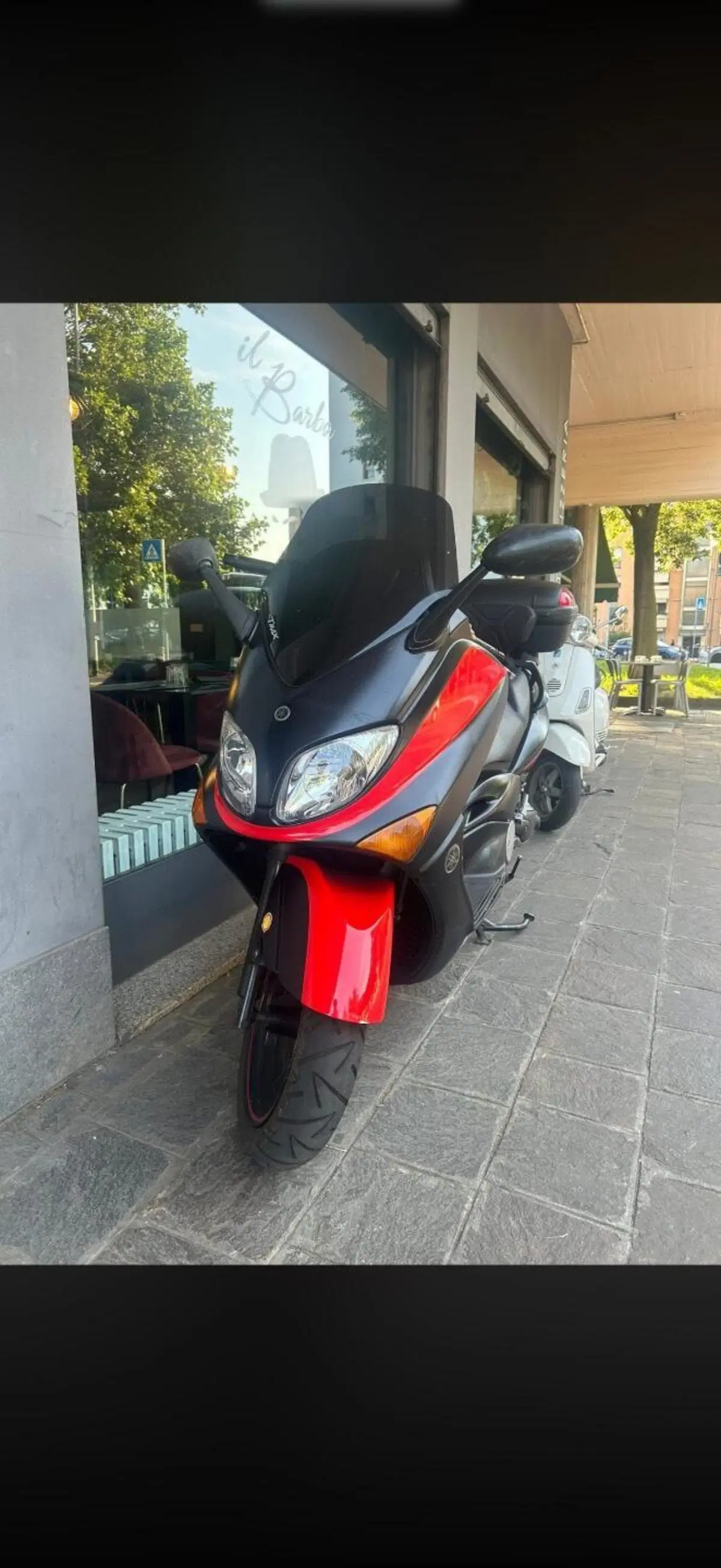 Yamaha T-Max 500 (2001 - 03) (2)