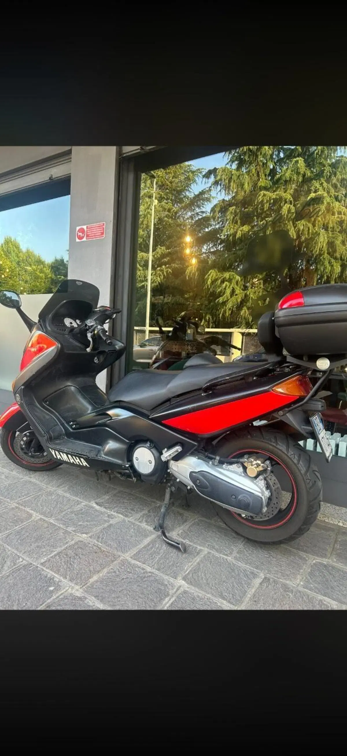 Yamaha T-Max 500 (2001 - 03) (3)