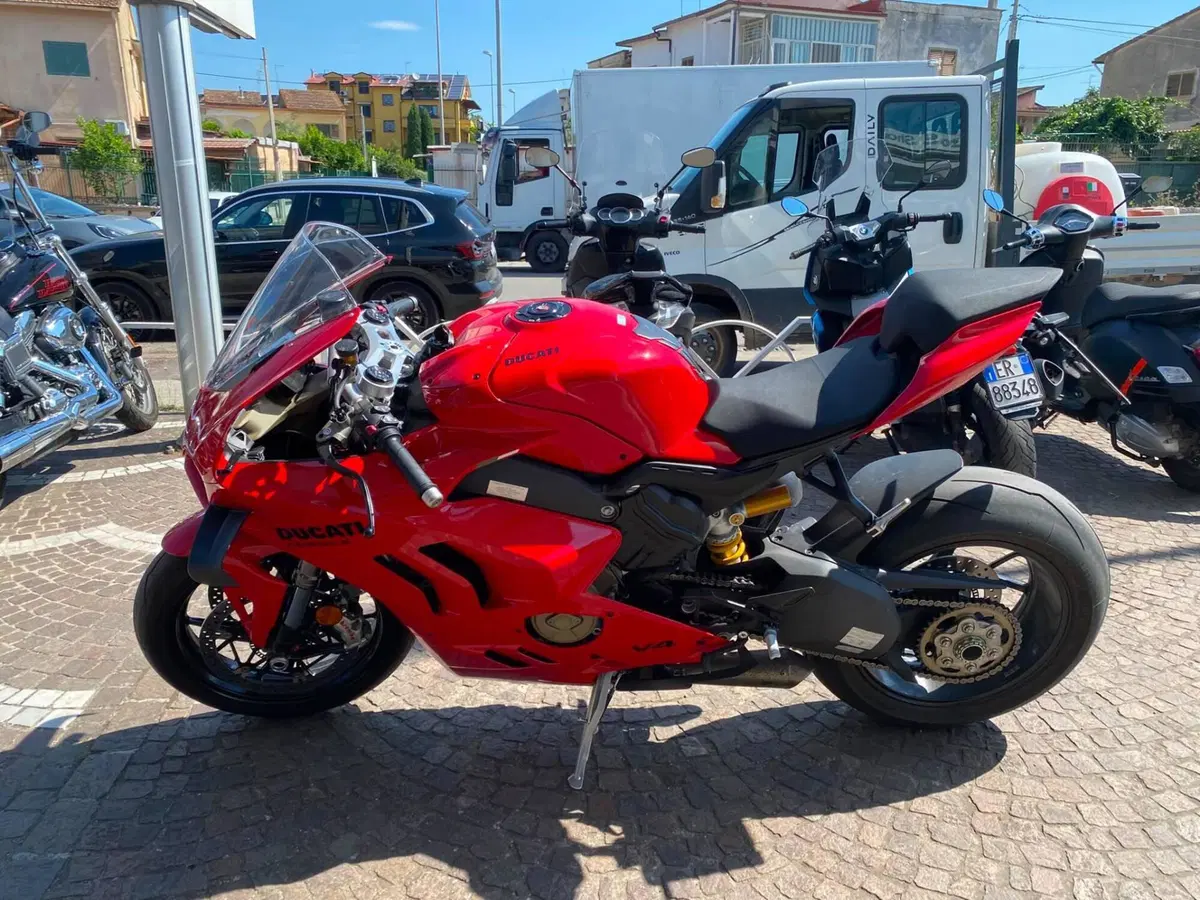 Ducati Panigale V4 (2022 - 24) (2)