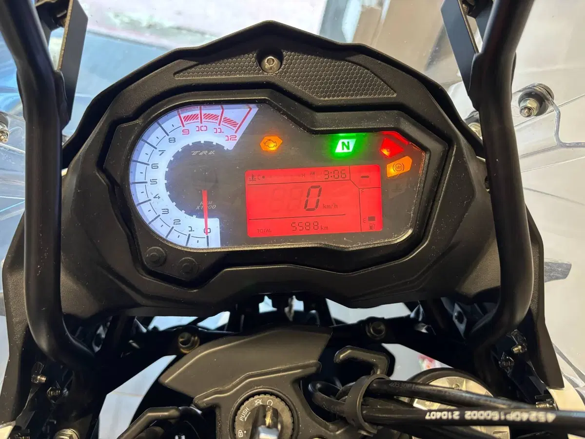 Benelli TRK 502X (2021 - 26) (4)