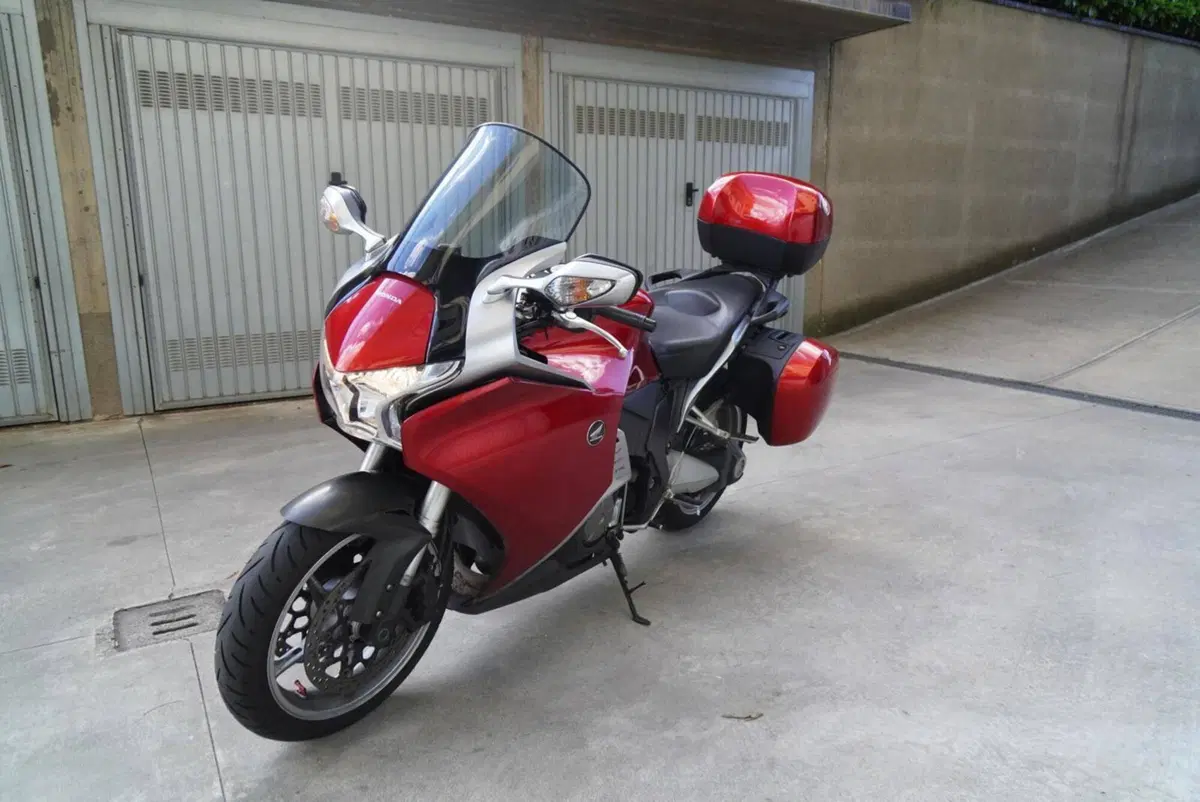 Honda VFR 1200 F ABS (2009 - 16) (3)