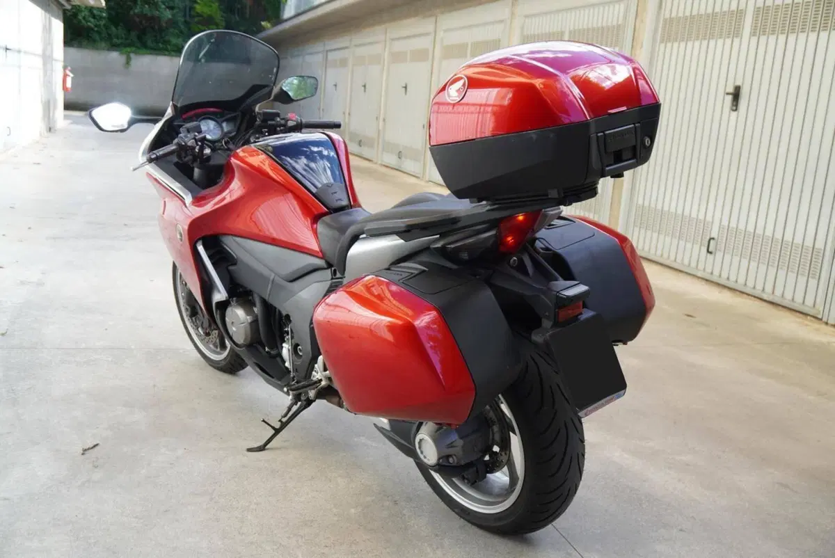 Honda VFR 1200 F ABS (2009 - 16) (5)