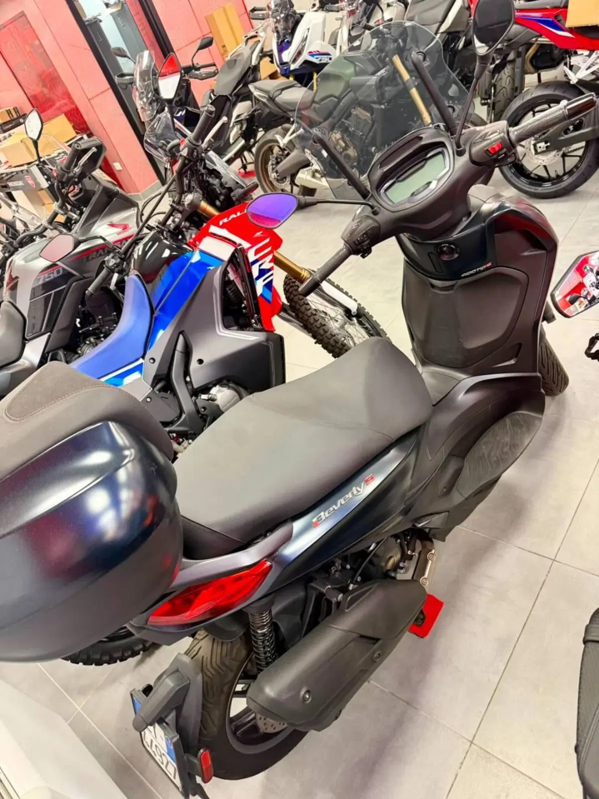 Piaggio Beverly 400 S ABS-ASR (2021 - 24) (3)