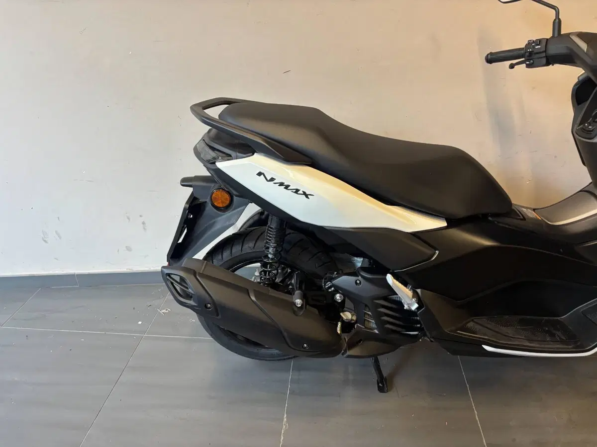 Yamaha N-Max 125 (2025 - 26) (7)