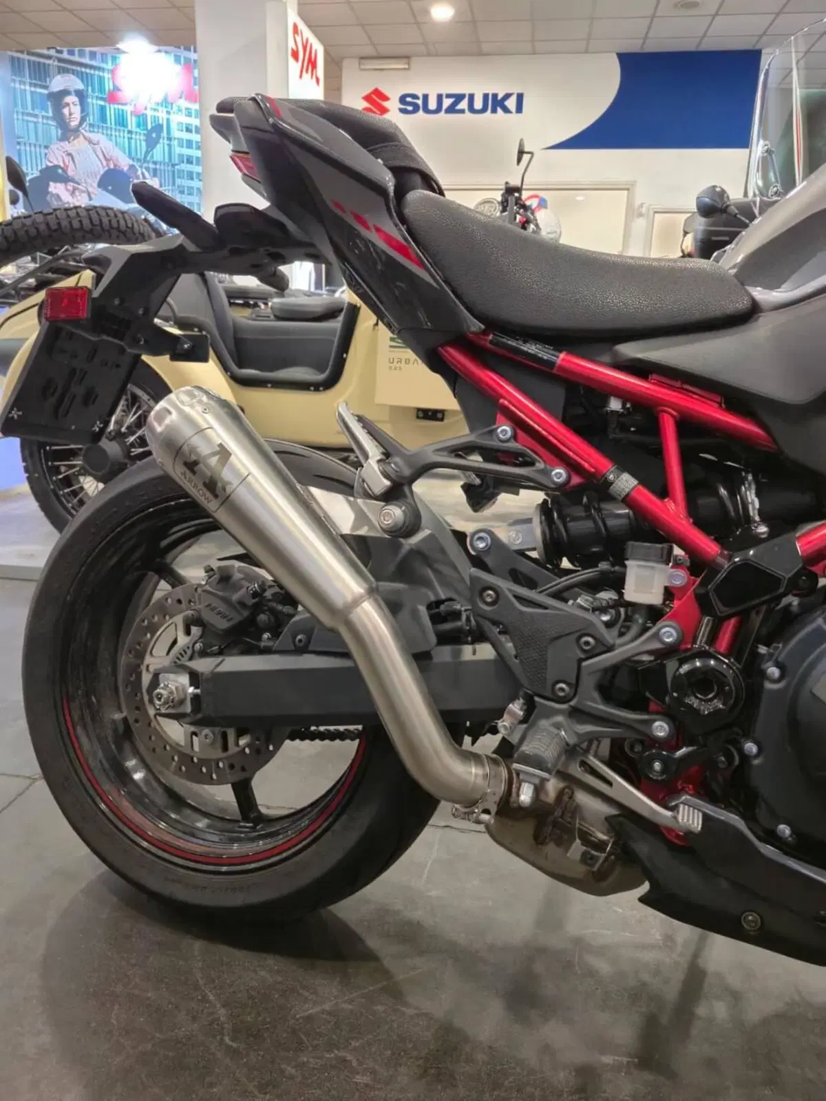Kawasaki Z 900 (2021 - 24) (7)
