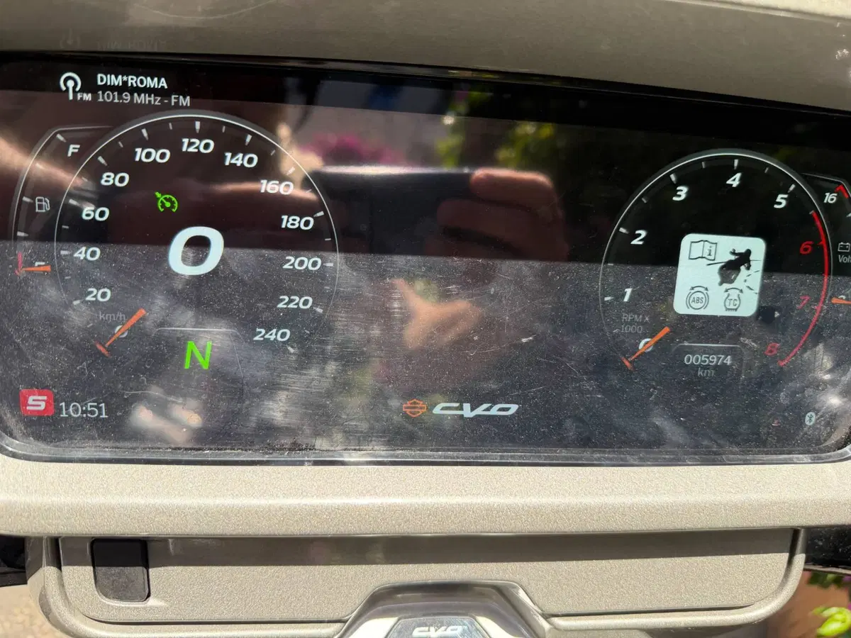 Harley-Davidson CVO Street Glide (2023) (5)