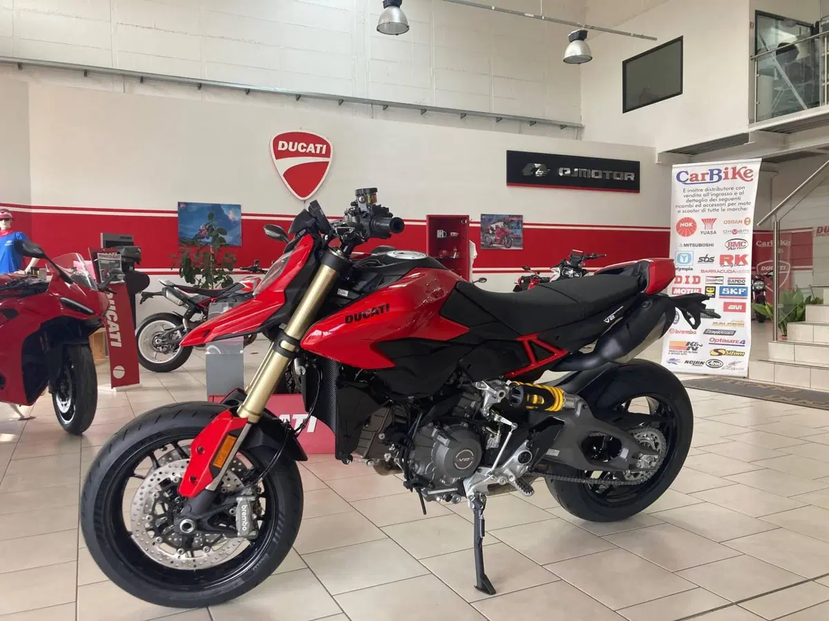 Ducati Hypermotard V2 (2026) (2)