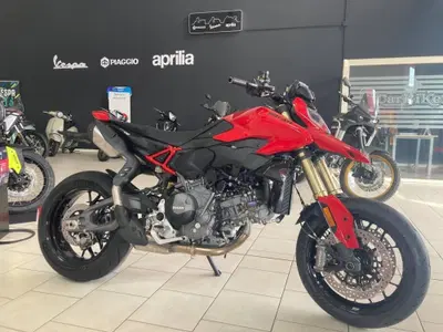 Ducati Hypermotard V2 (2026) nuova