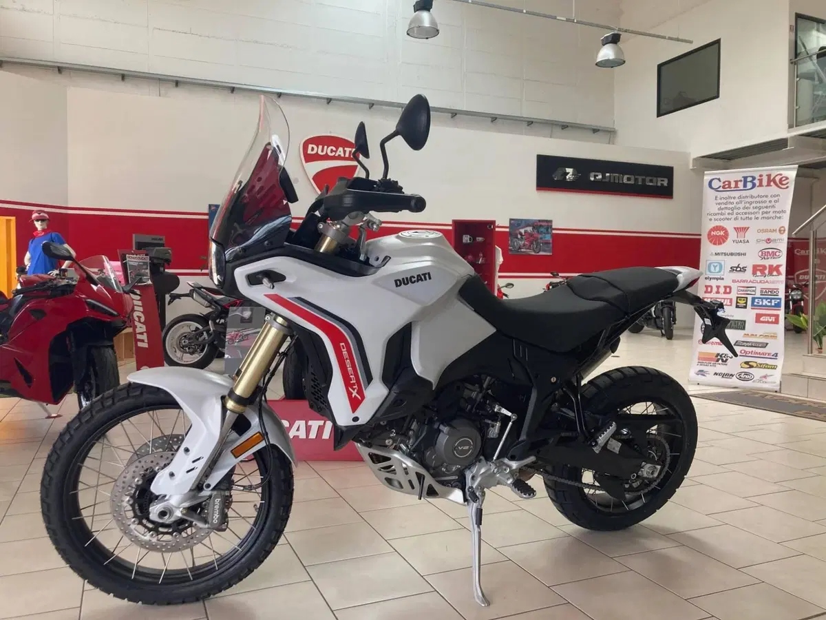 Ducati DesertX (2026)