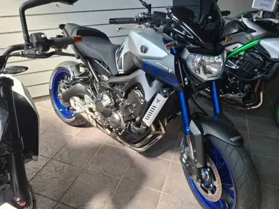 Yamaha MT-09 (2013 - 15) usata