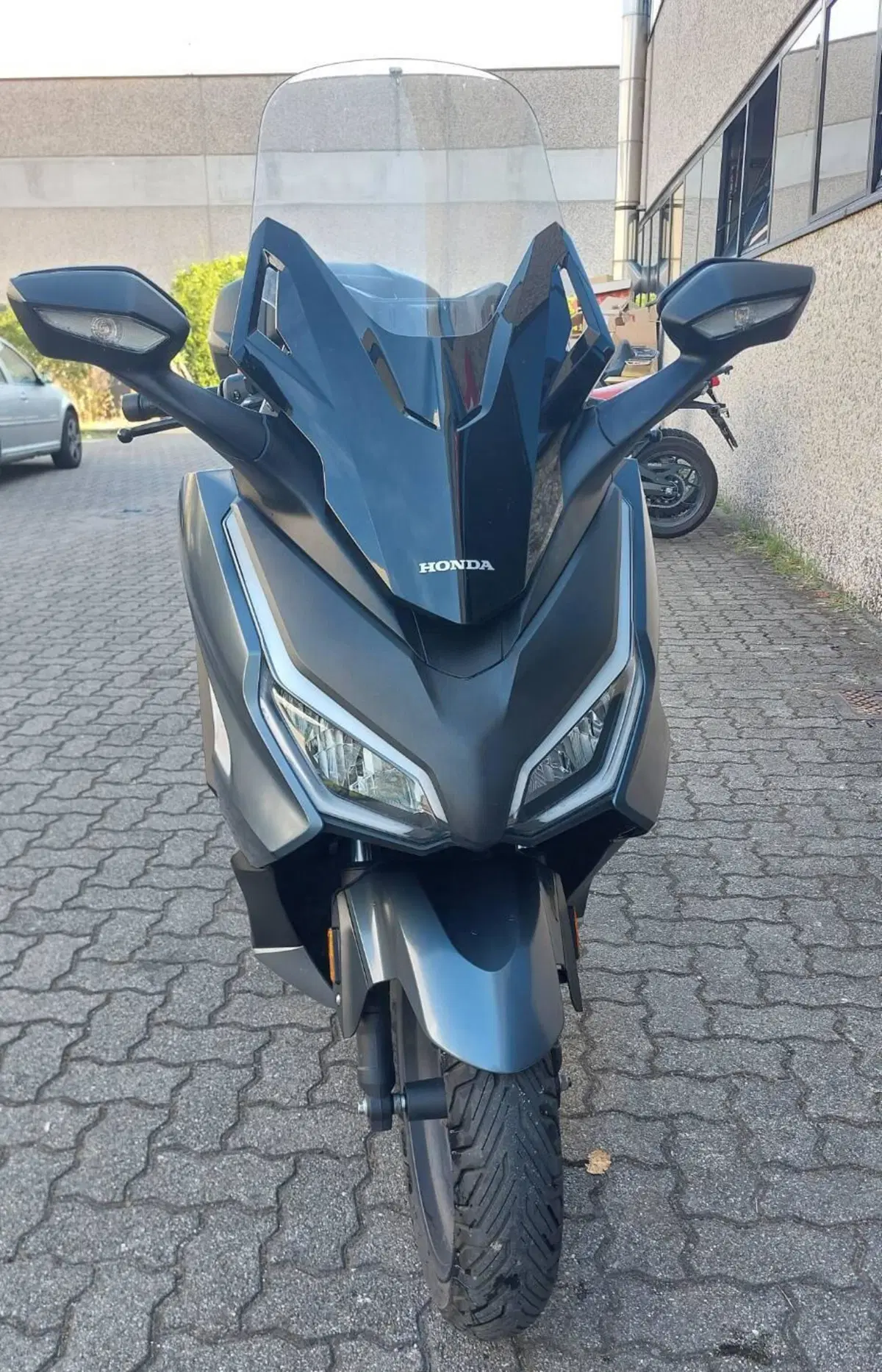 Honda Forza 350 (2022 - 24) (4)