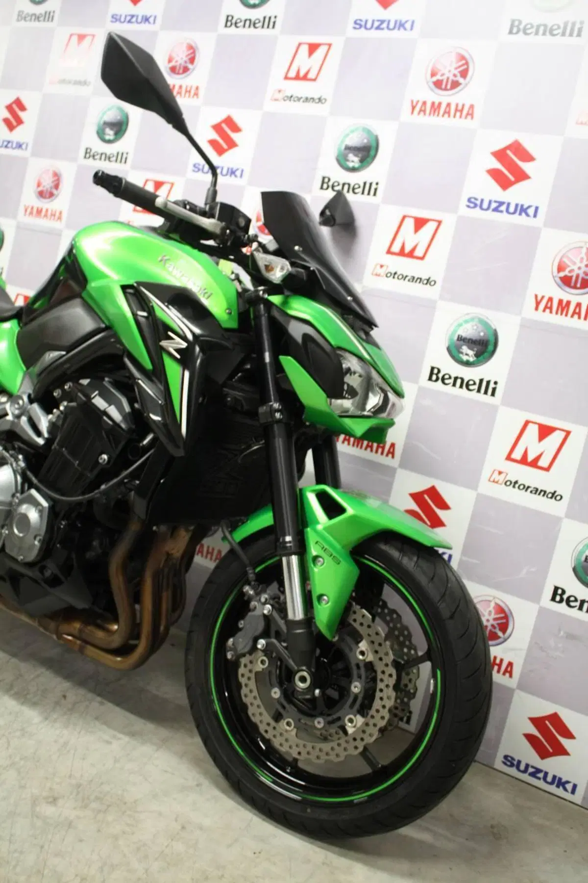 Kawasaki Z 900 (2017 - 18) (3)