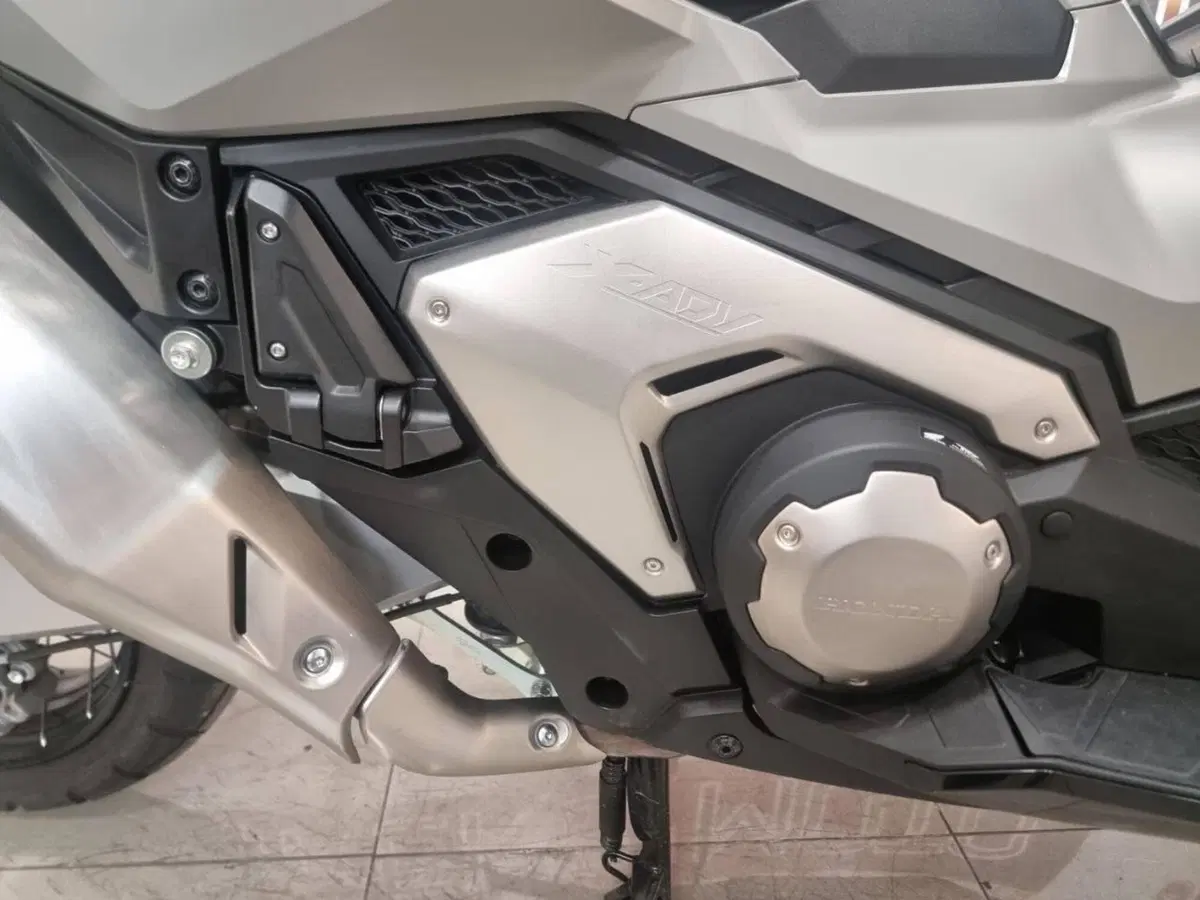 Honda X-ADV 750 (2025 - 26) (5)