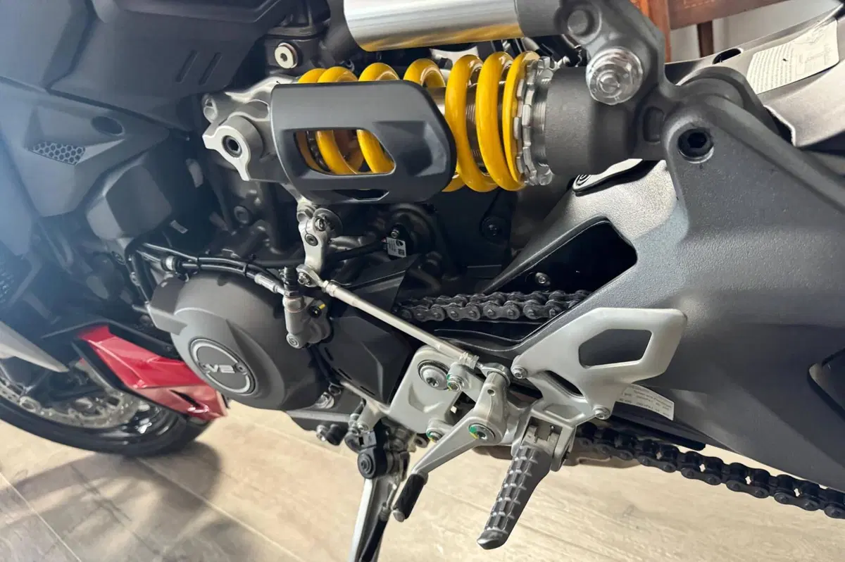 Ducati Streetfighter V2 (2025 - 26) (12)