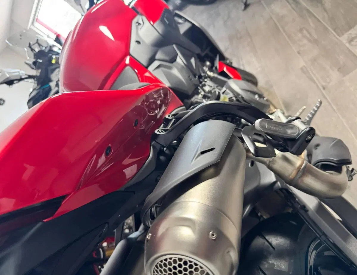 Ducati Streetfighter V2 (2025 - 26) (15)