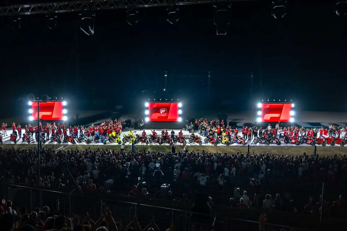 Il World Ducati Week del Centenario è il più grande di sempre: 118mila presenze da 94 Paesi [GALLERY] (21)
