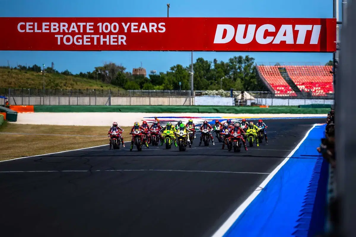 Il World Ducati Week del Centenario è il più grande di sempre: 118mila presenze da 94 Paesi [GALLERY] (27)