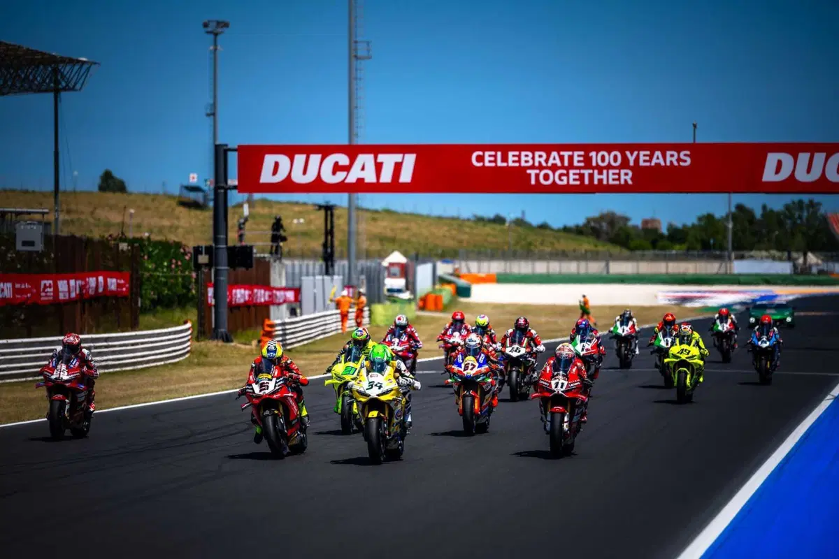 Il World Ducati Week del Centenario è il più grande di sempre: 118mila presenze da 94 Paesi [GALLERY] (28)