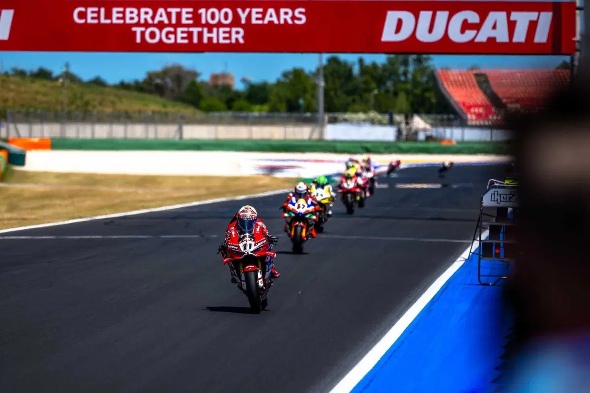 Il World Ducati Week del Centenario è il più grande di sempre: 118mila presenze da 94 Paesi [GALLERY] (29)