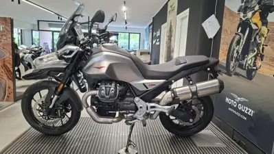 Moto Guzzi V85 Strada (2024 - 26) nuova