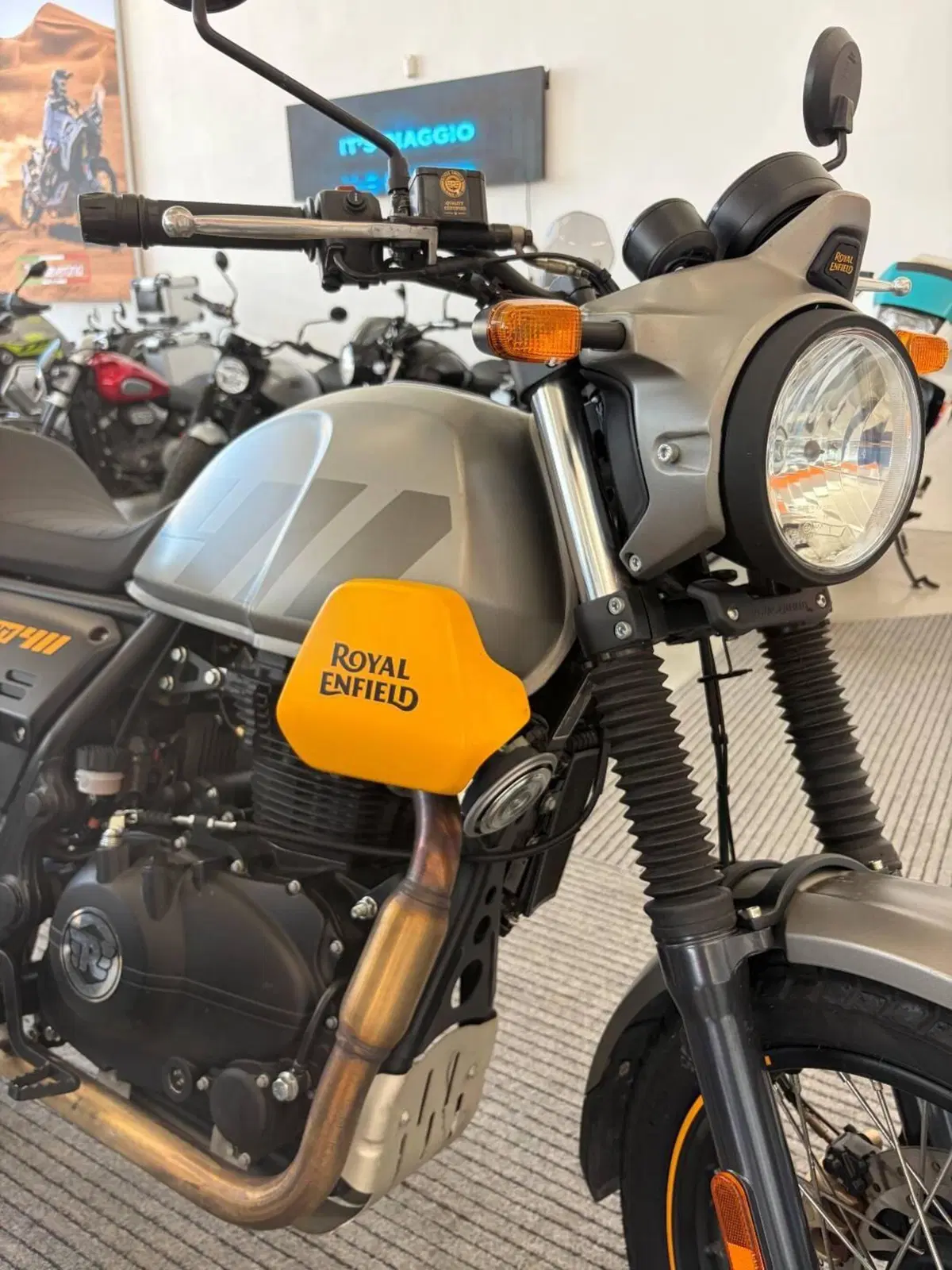 Royal Enfield Himalayan 411 (2021 - 24)