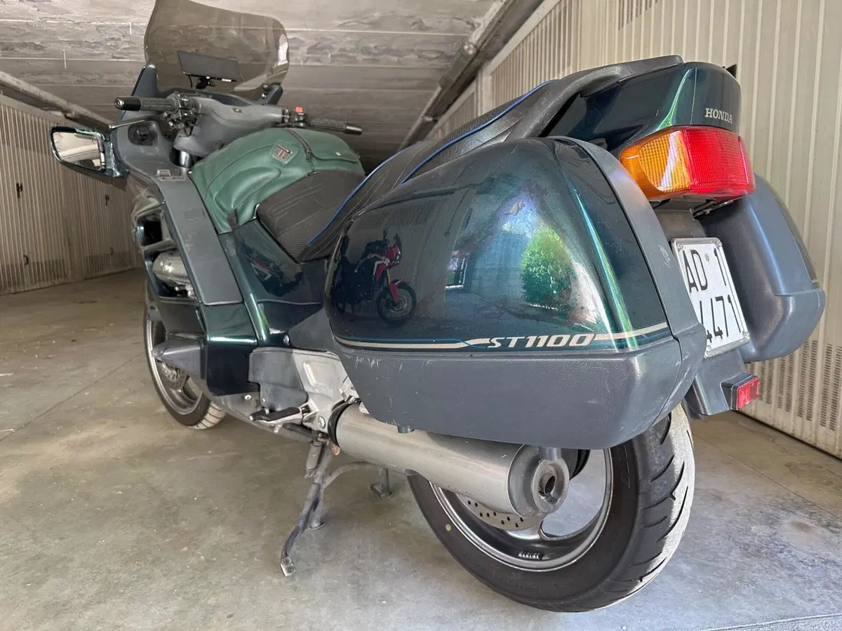 Honda ST 1100 Pan European (12)