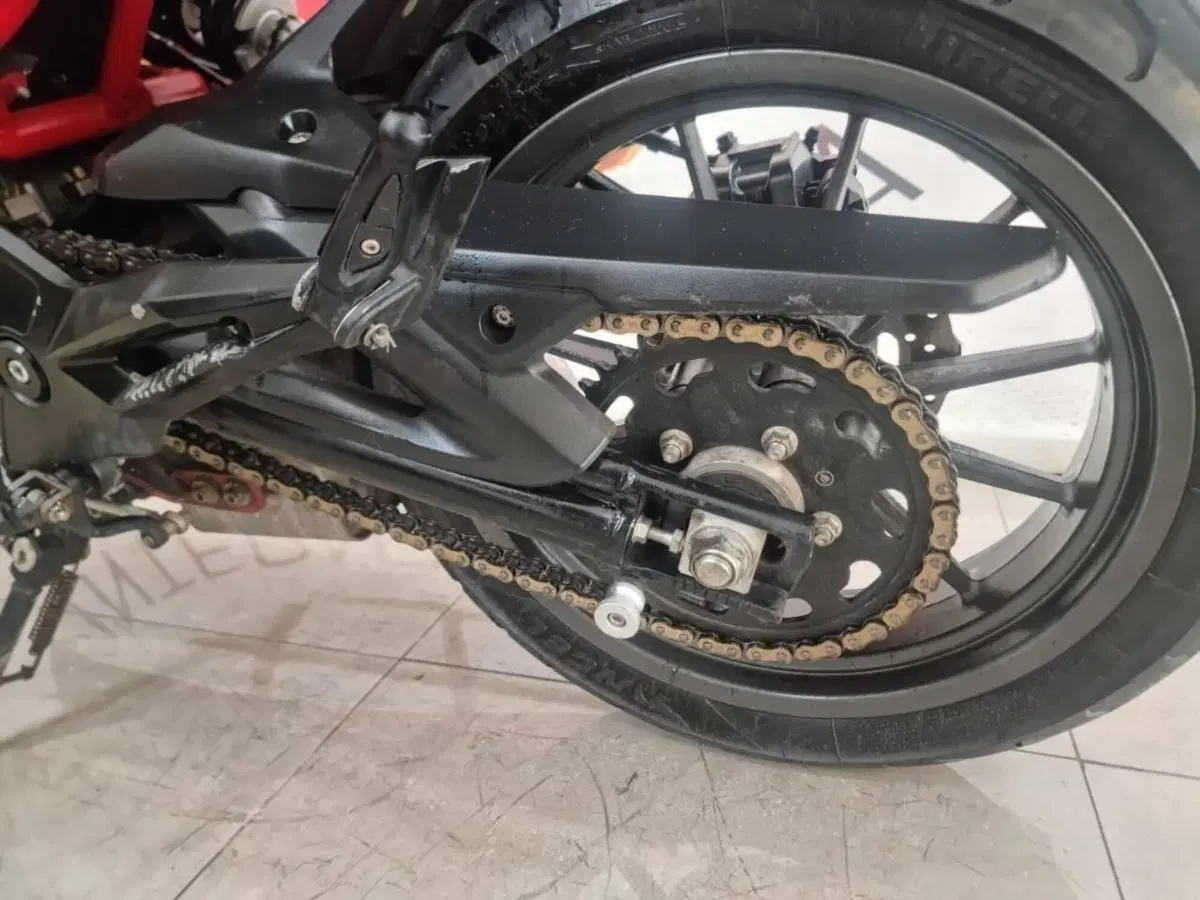 Benelli BN 302 (2017 - 19) (8)