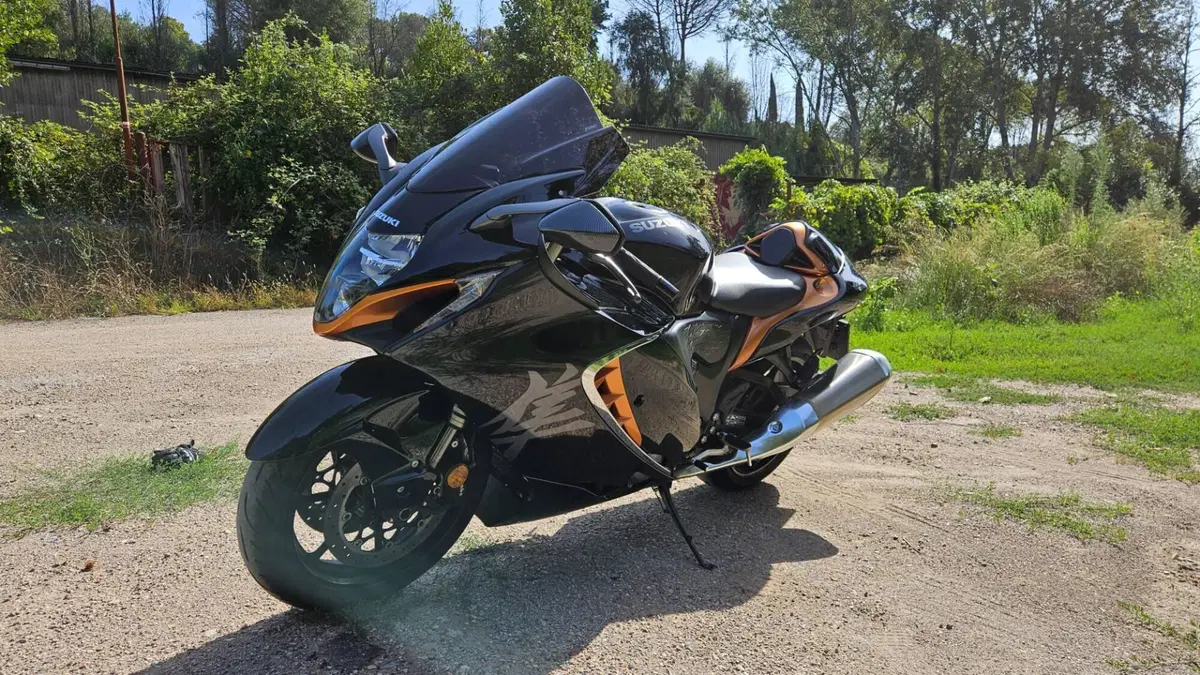 Suzuki GSX 1300 R Hayabusa (2021 - 24) (3)