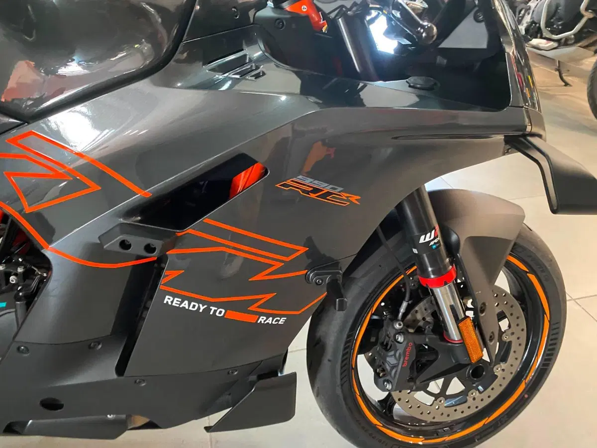 KTM 990 RC R (2026) (5)