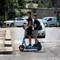 Monopattini, dal 17 luglio arriva l'assicurazione obbligatoria ma casco e targa restano un miraggio nelle città
