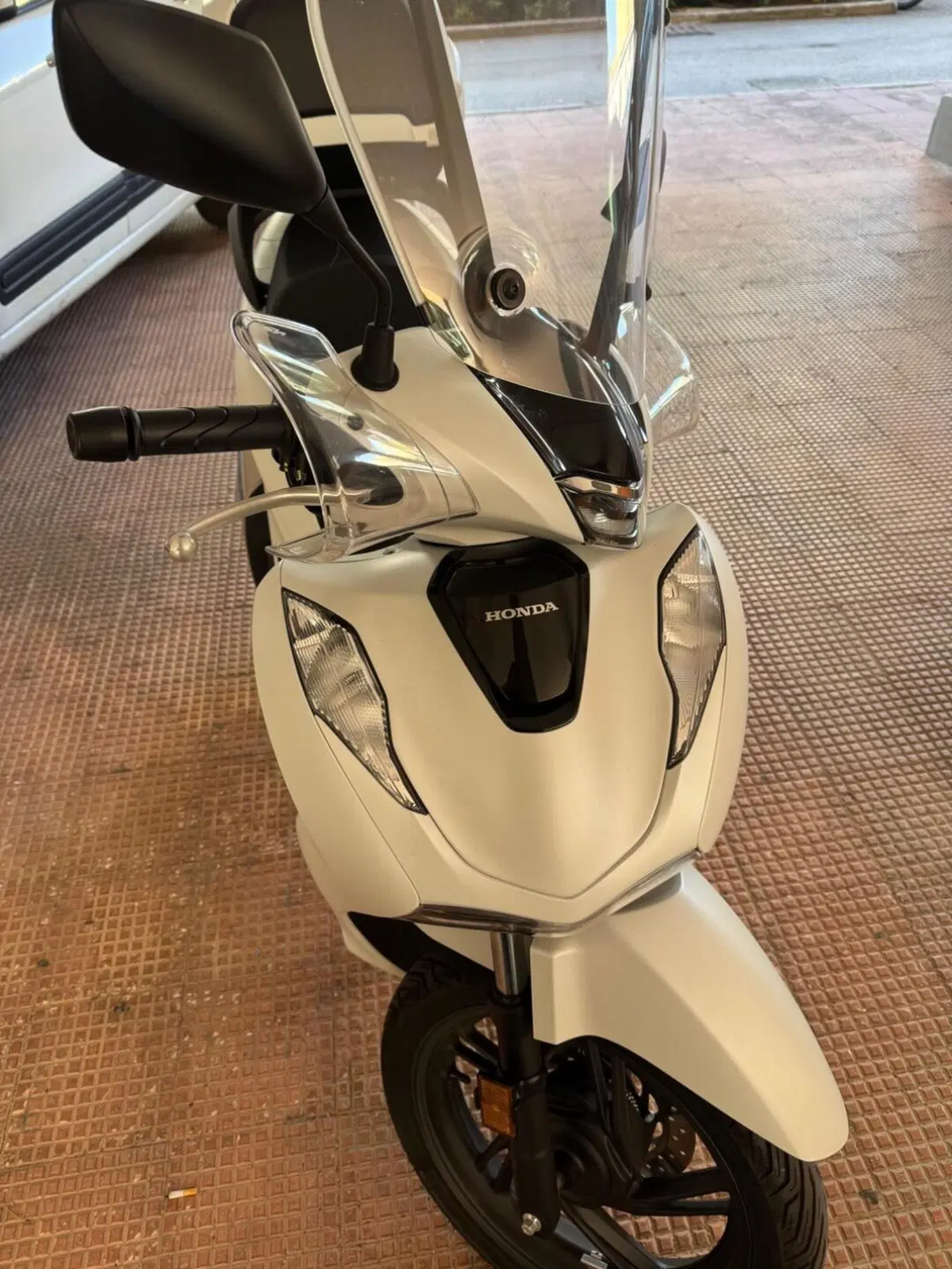 Honda SH 125i (2024 - 25) (5)