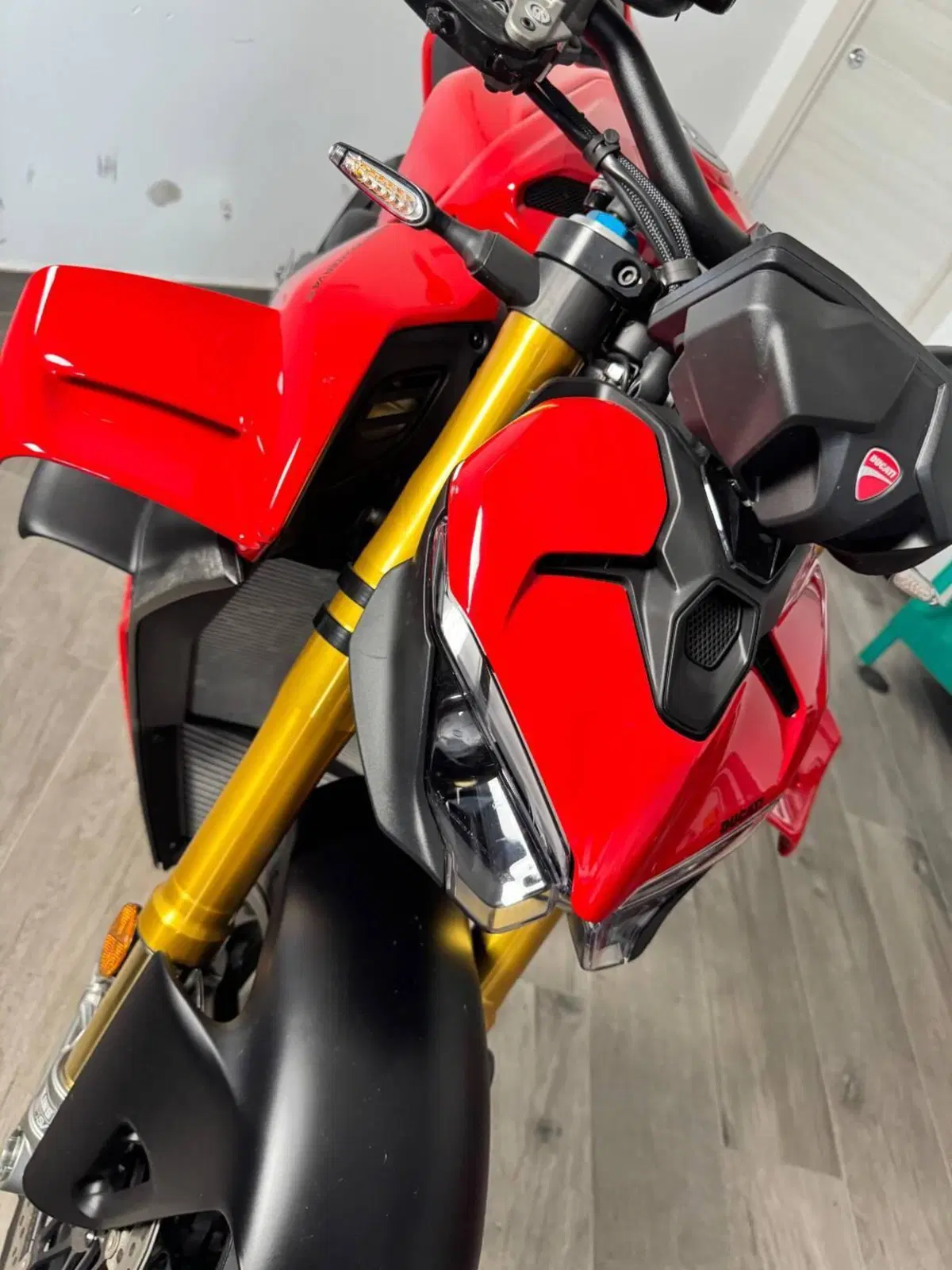 Ducati Streetfighter V4 S (2025 - 26) (9)