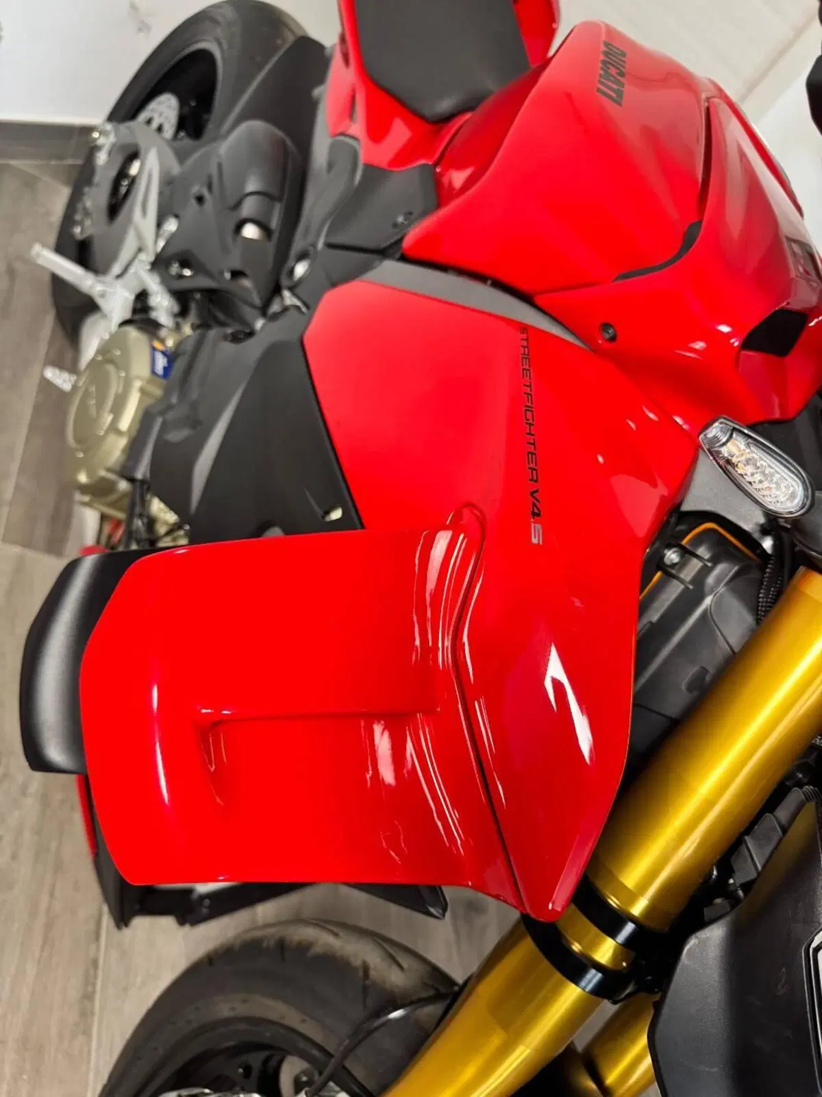 Ducati Streetfighter V4 S (2025 - 26) (11)