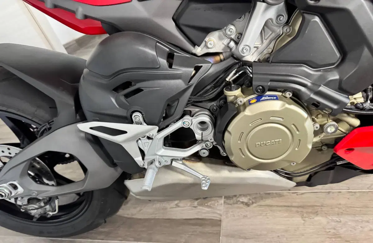 Ducati Streetfighter V4 S (2025 - 26) (12)