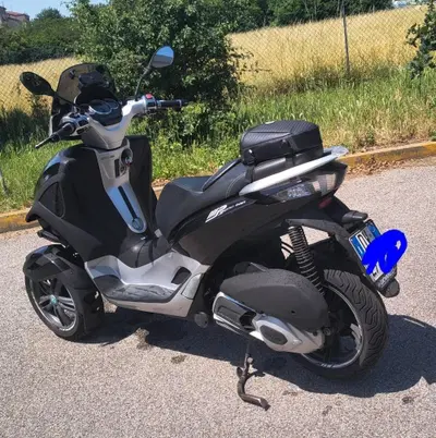 Piaggio Mp3 300 ie Yourban ERL (2011 - 17) usata