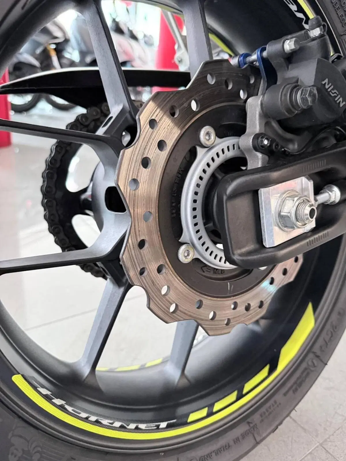 Honda CB 750 Hornet (2023 - 24) (5)